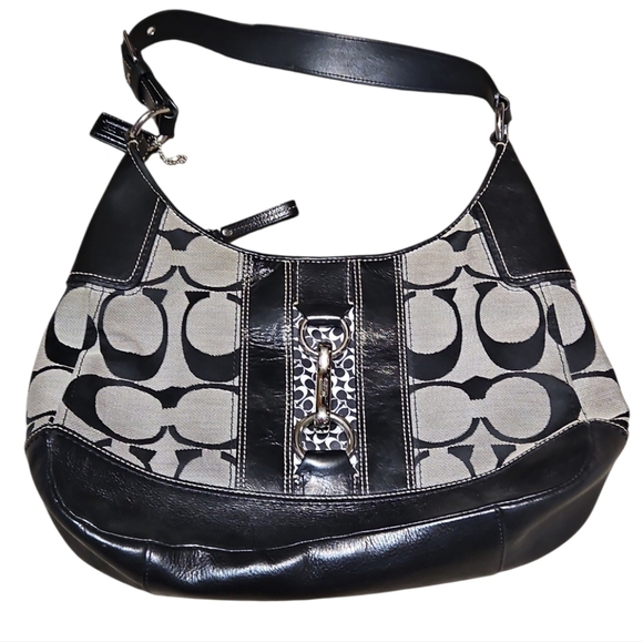 Coach Handbags - Vintage Coach Signature Hampton Hobo Bag